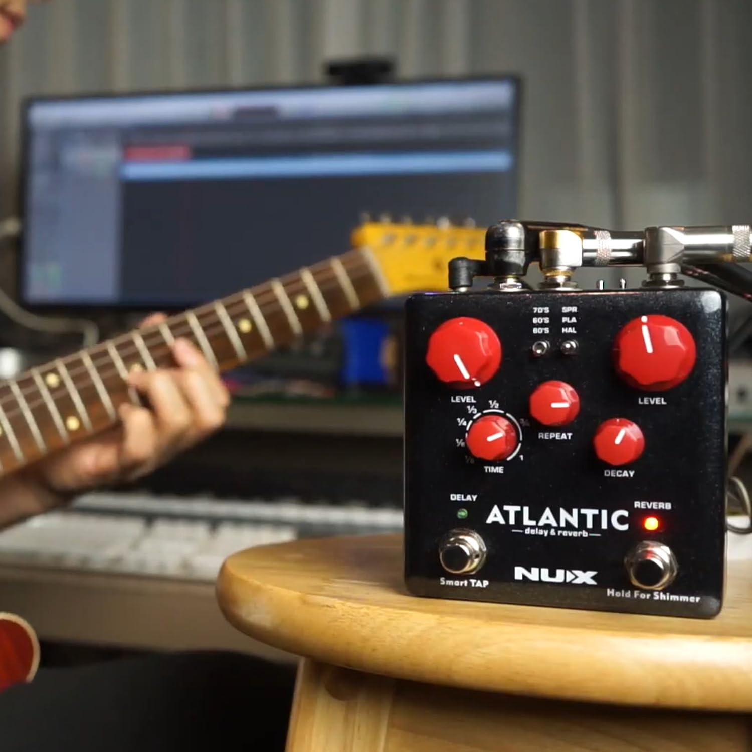 NUX NDR-5 Atlantic Delay und Reverb Pedal Effektgerät für Gitarre + keepdrum Netzteil