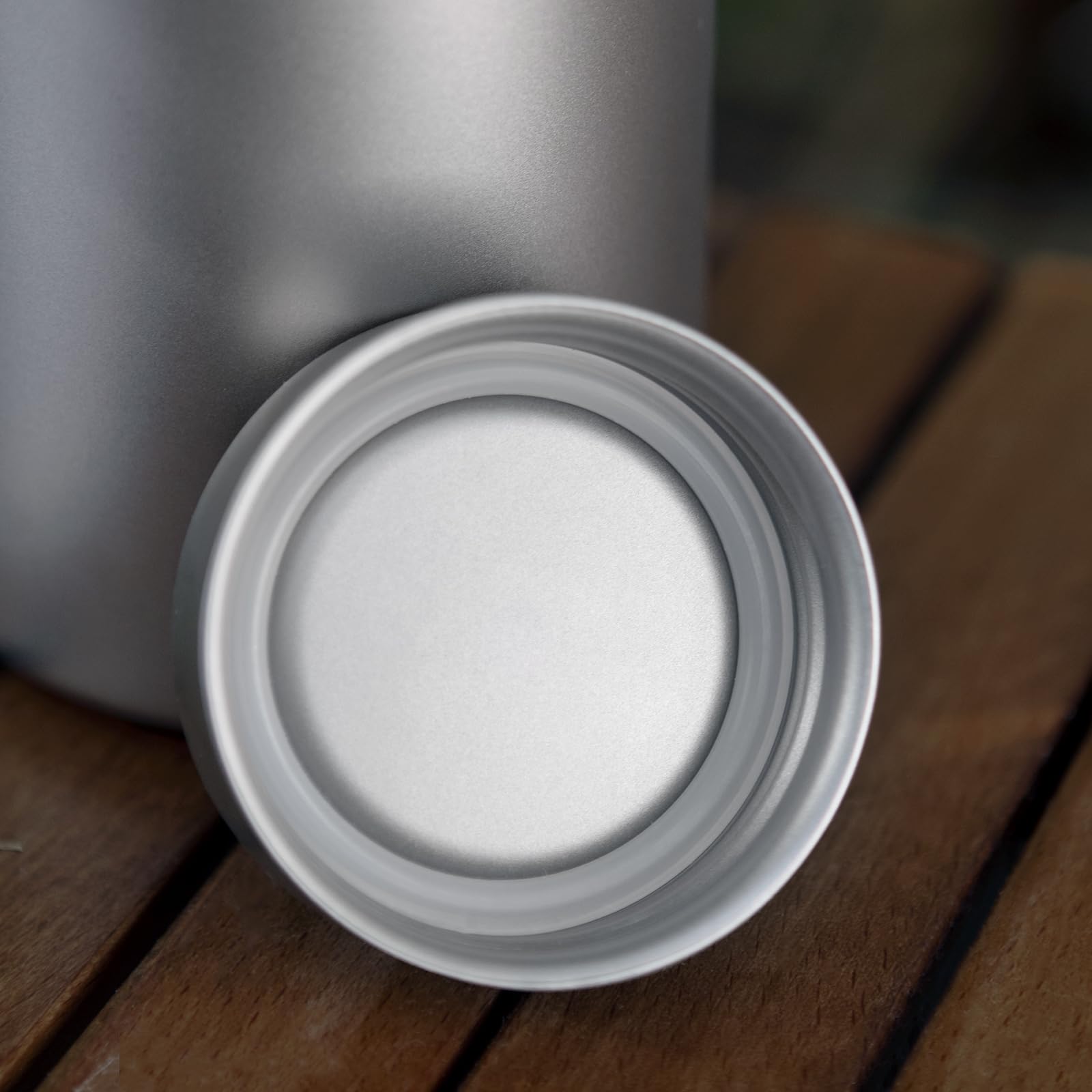 Bouteille d'eau en titane ultra légère et étanche pour camping, randonnée (1000 ml)