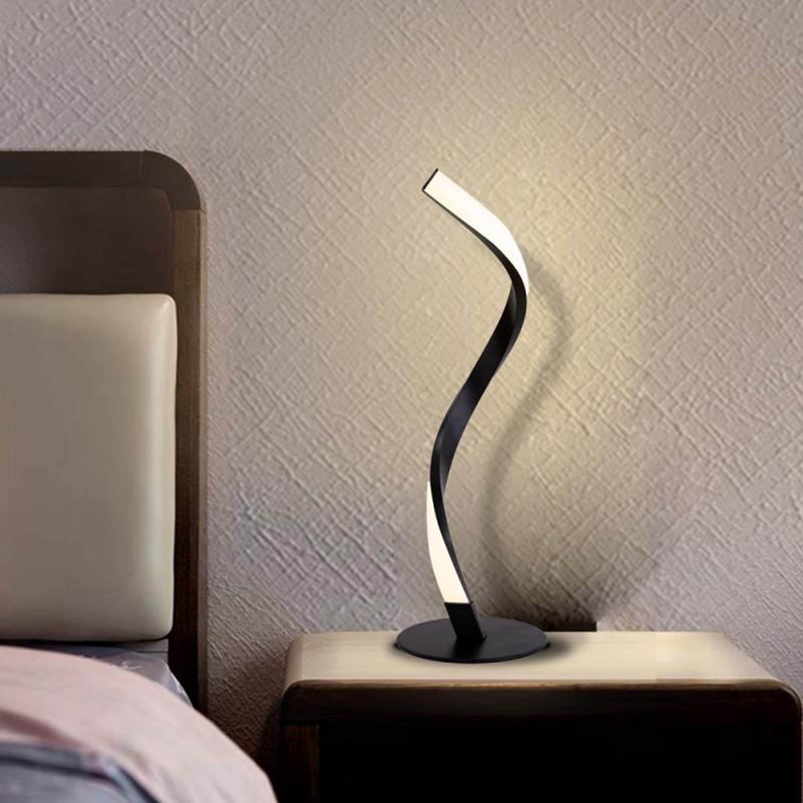 Lampada Da Scrivania A LED BigKing A Forma Di S – Luce Calda, 100-240V Con Spina Europea (Nera) - 2