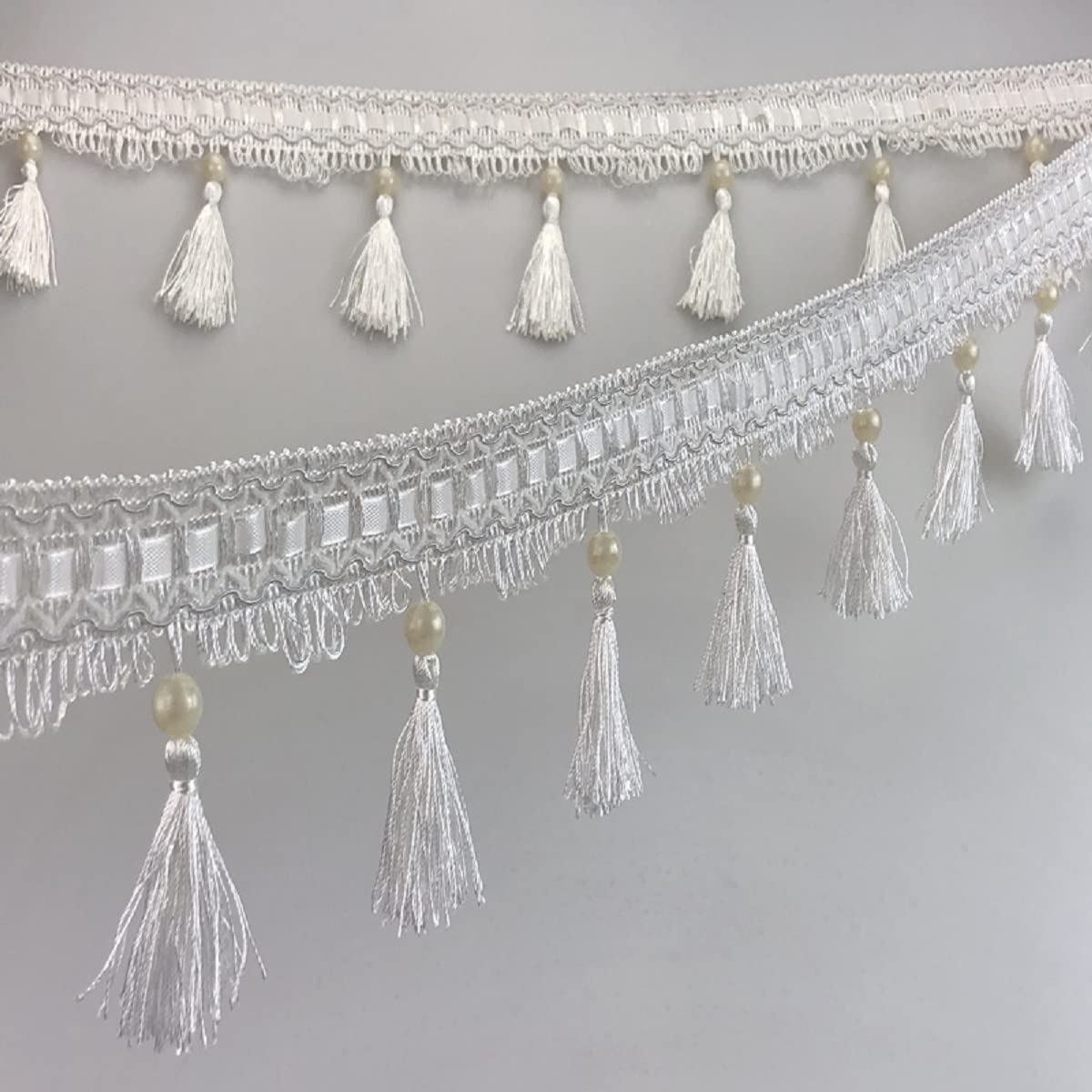 Yalulu 4 Yards Curtain Fringe Trim Beading Ball Fringe Tassel Trimming Lace Curtain Tessel Sewing Ribbon for Piano Cover Decorative Curtain Tape (White)