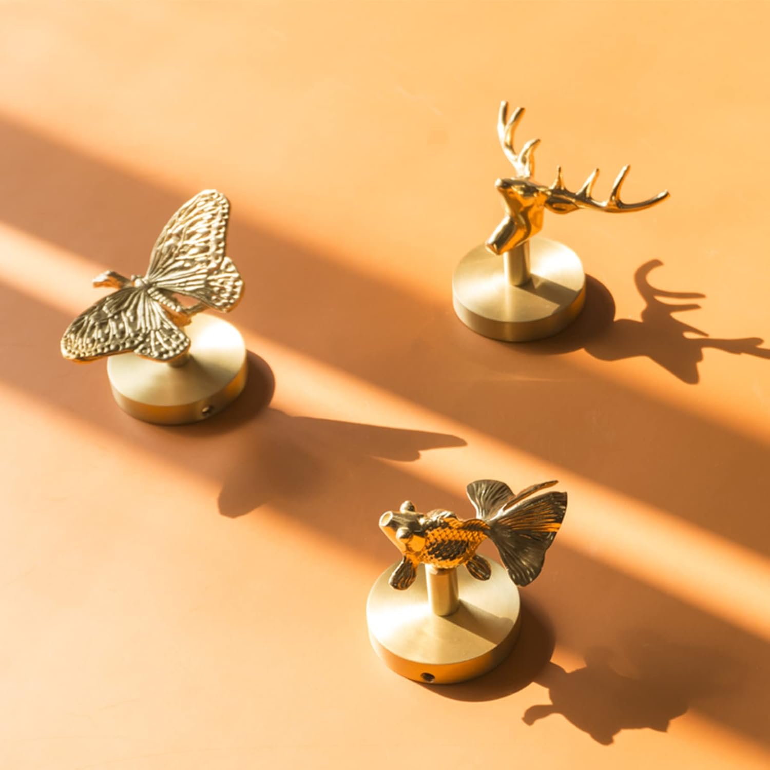 MFYS Brass Fish Coat Rack Robe Wall Hooks Hat Dragonfly Hanger for Bedroom Kitchen Various Shapes Animal Deer Decor Home Accessories (1, Fish)