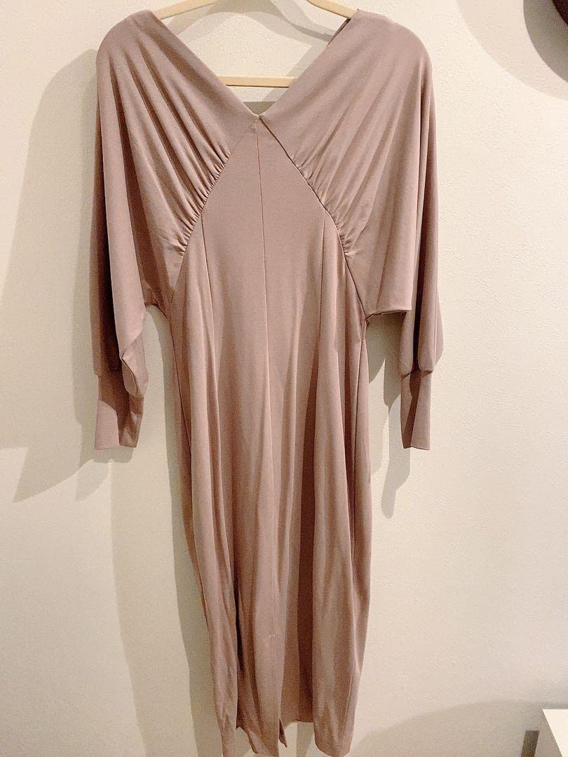新品 Herlipto Cache-Coeur Jersey Dress M Amazon.co.jp: herlipto Cache- Coeur Jersey Midi Dress