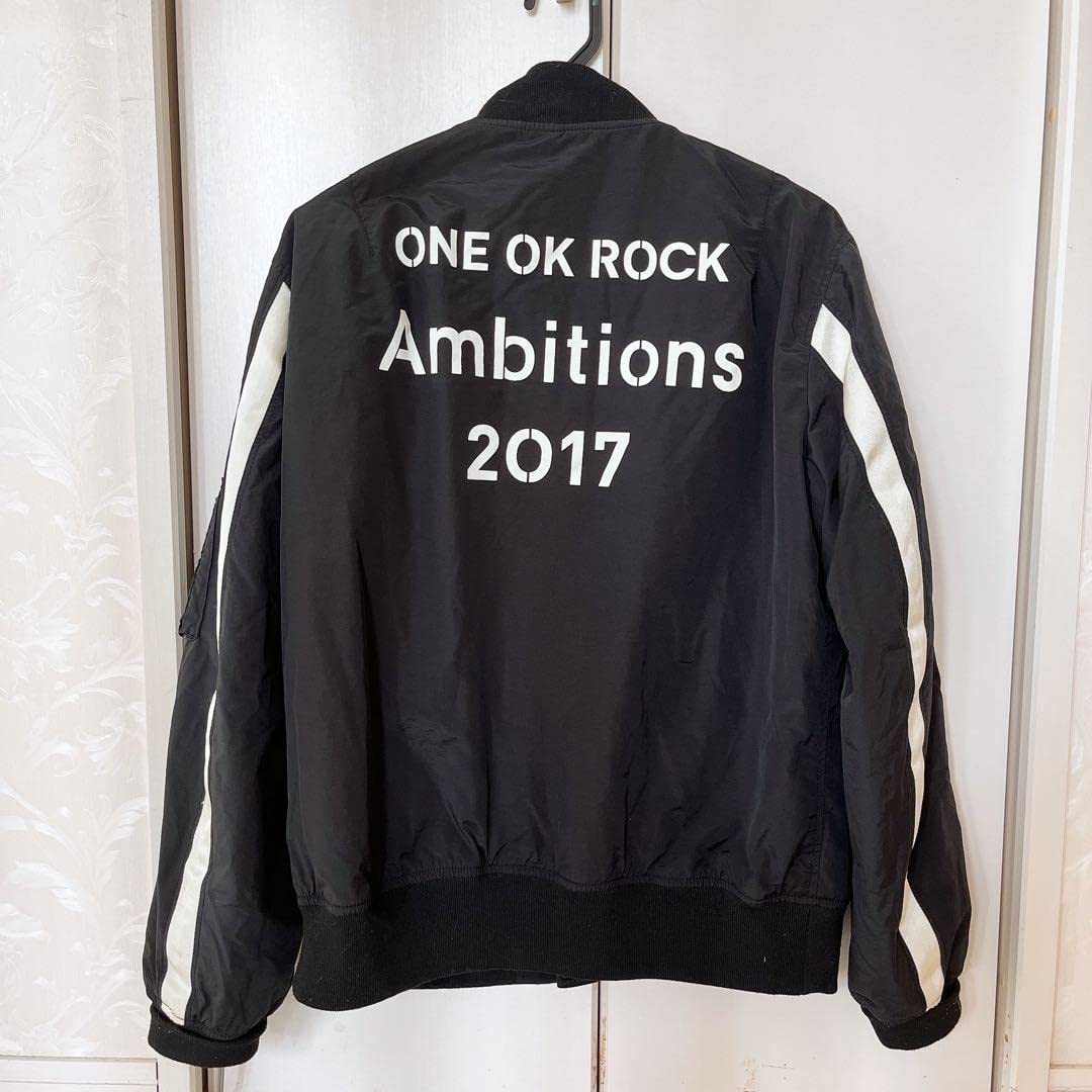 Amazon.co.jp: ONE OK ROCK Ambitionsツアー MA-1ジャケット Mサイズ 