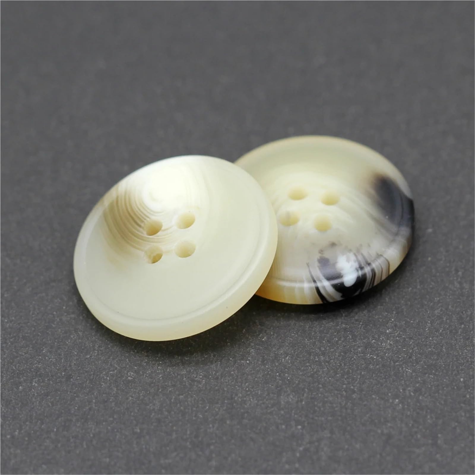 bottoni, Confezione Da 85 Bottoni In Resina A 4 Fori Marrone Beige 15-28mm for Abbigliamento Cucito Fai Te(Beige,21mm 15pcs)