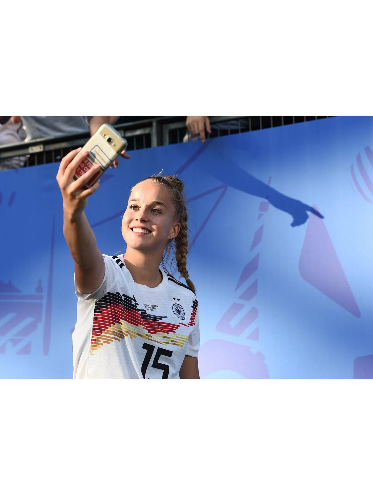 Die illustrierte Biografie über Giulia Gwinn: Komplett in Farbe