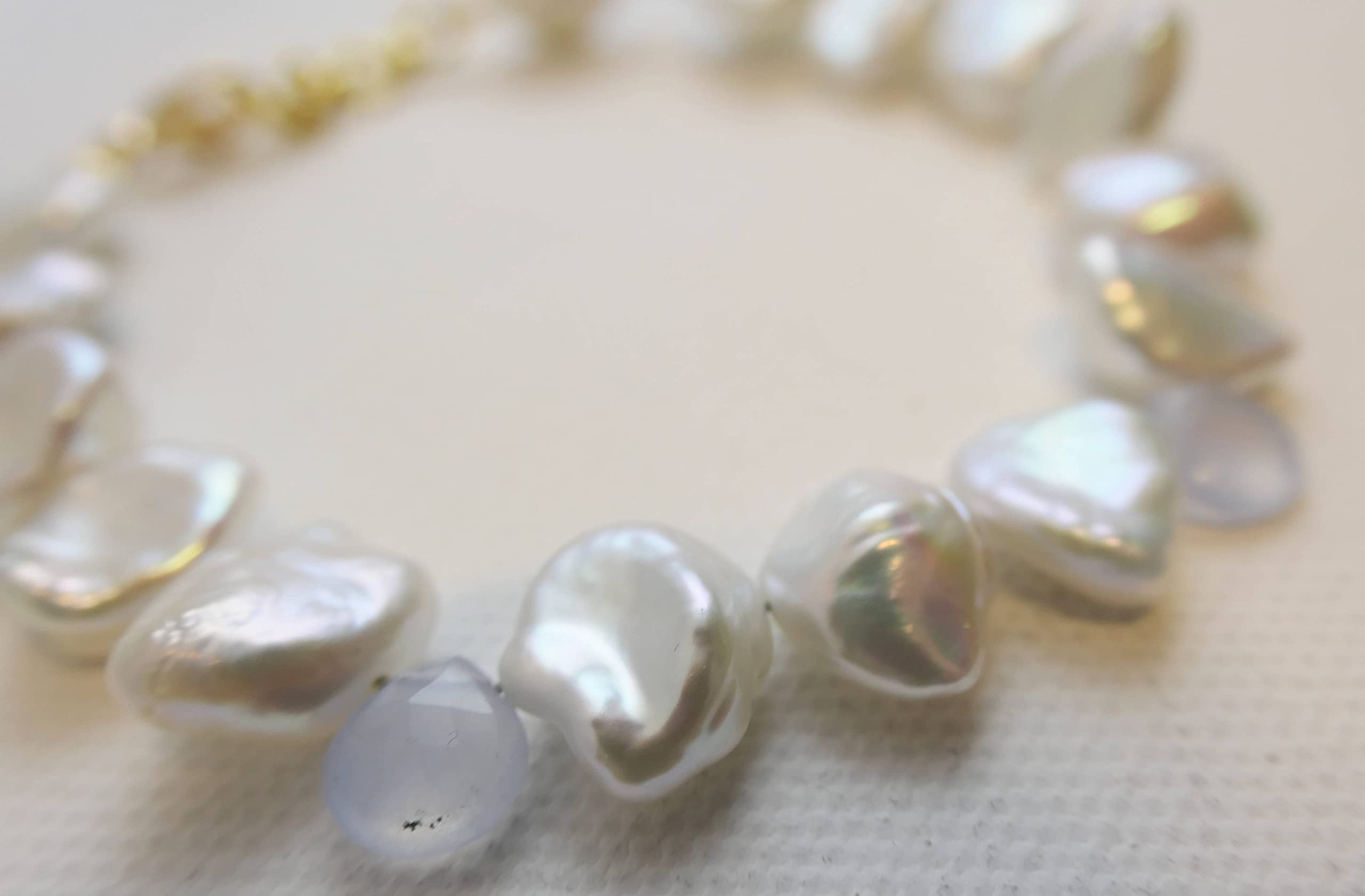 Süßwasser Zuchtperlen und Chalcedon Armband für Damen