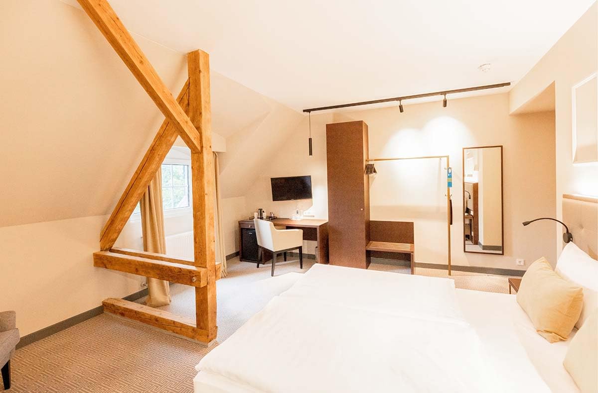 JOCHEN SCHWEIZER Geschenkgutschein: Kurzurlaub mit Therme Bad Kreuznach für 2 (1 Nacht)