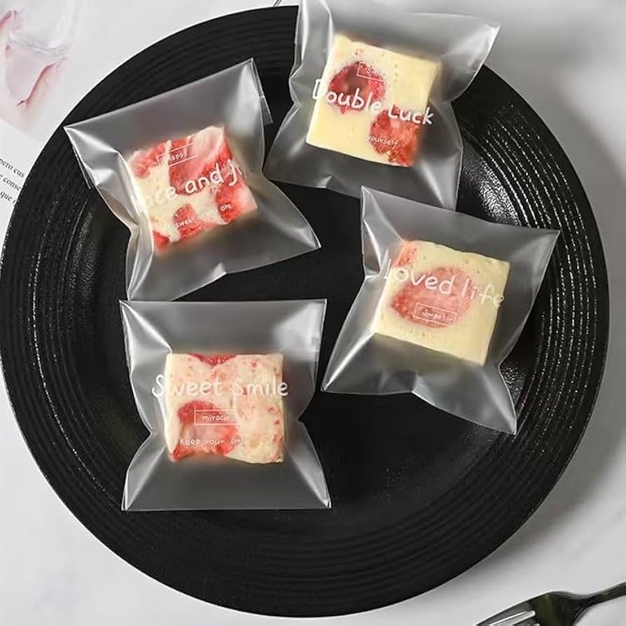 【未使用品】小麦の奴隷　ラッピング（パン）袋 　紺色用　4,000枚 商品ラインナップ | 小麦の奴隷 阿波岐原店