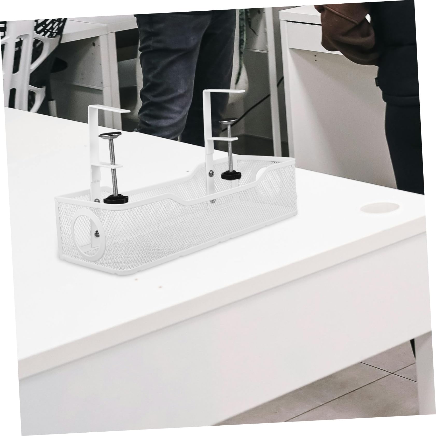 Organizzatore di Cavi Cestello Regolabile in Ferro Bianco Design a Rete per Gestione Fili Sotto Scrivania per Ufficio e Soggiorno
