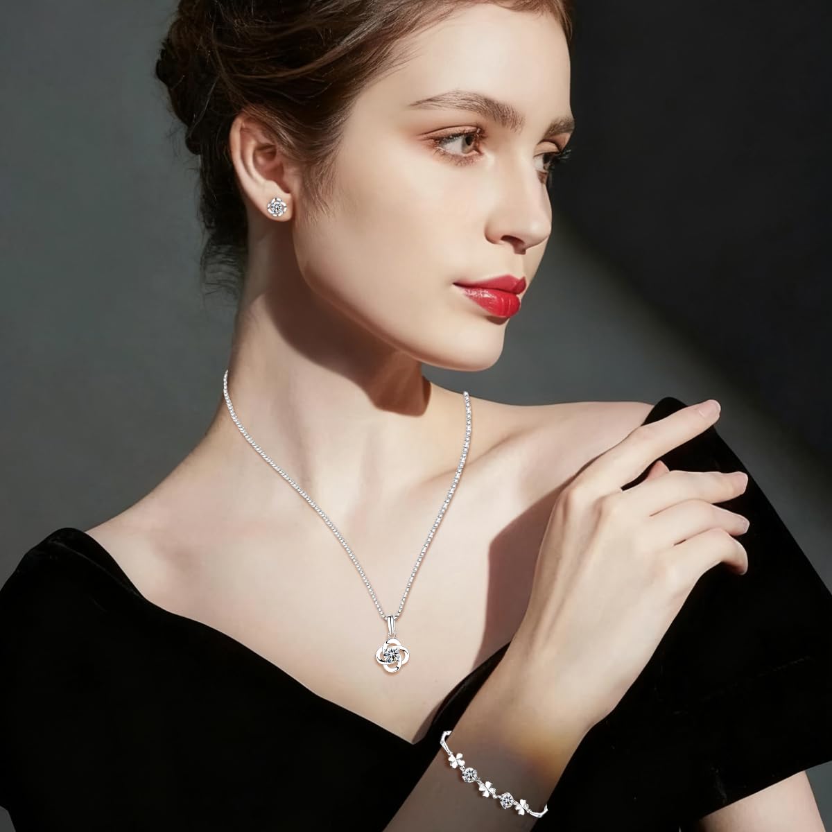 Kamise Schmuckset Damen Silber, 925 Sterling Silber Klee Halskette Ohrstecker Armband Set, Anhänger mit 45cm Silberkette & Ohringestecher & Armkette mit Weiß Zirkonia, schmuckset mit Geschenkbox