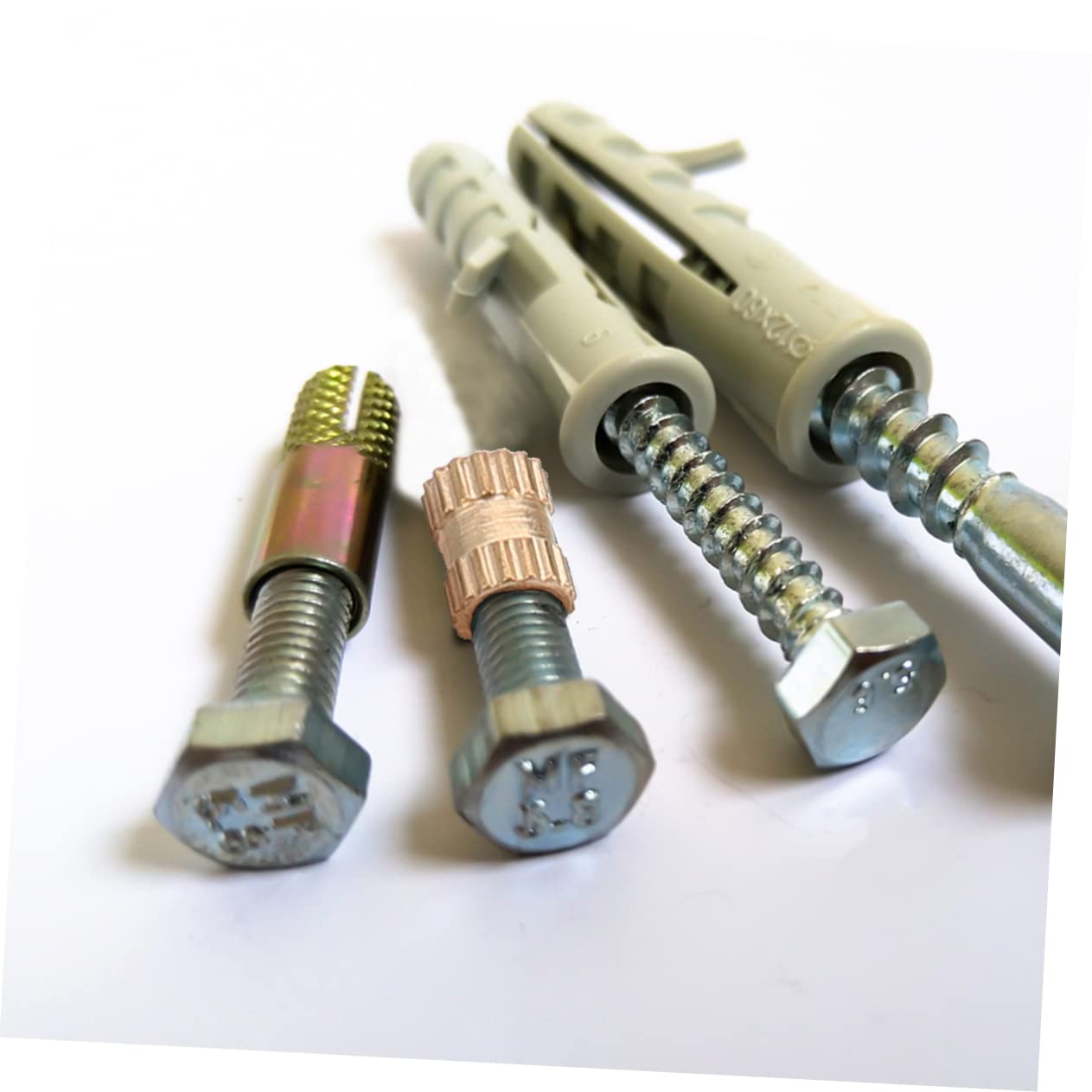 Cabilock 1500pcs Brass Knurled Rivet Nuts for Injection Molding High Hardness Fasteners for Automotive and Furniture Assembly Press-in Threaded Inserts