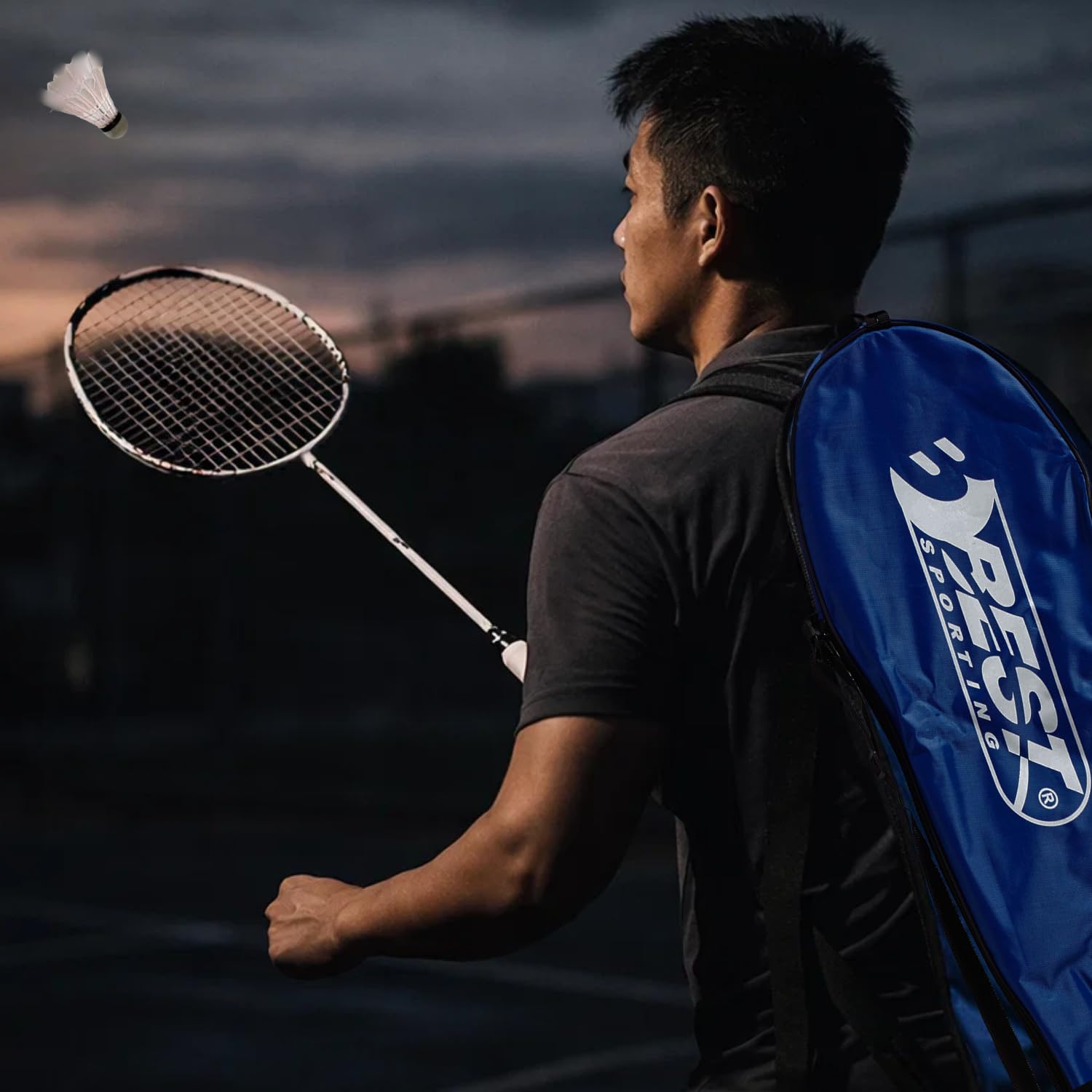 Best Sporting Badminton Set mit 2 leichten Schlägern, Bällen und praktischer Tragetasche – Perfekt für den Freizeitsport im Garten, Park oder am Strand