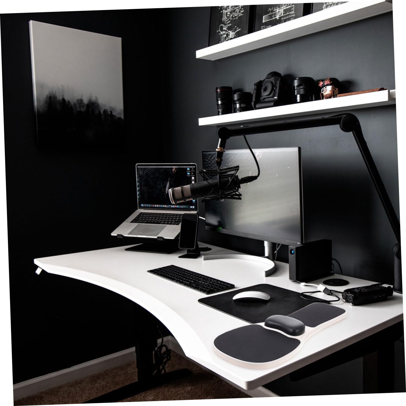 Supporto Bracciolo Computer con Memory Foam Base Estensibile per Scrivania Braccio e Polso Protetti per Ufficio e Gaming Leggero e Portatile Nero
