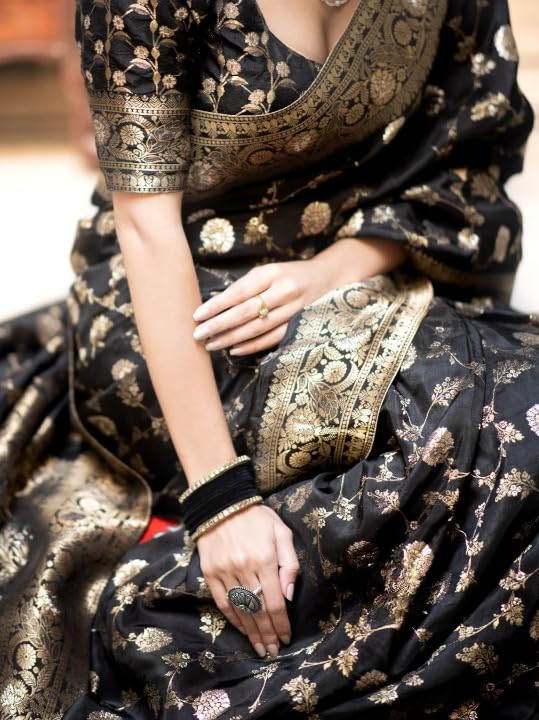 Image of Flosive Women's Soft Kangivaram Silk Saree With Copper Zari Weaving With Boluse
