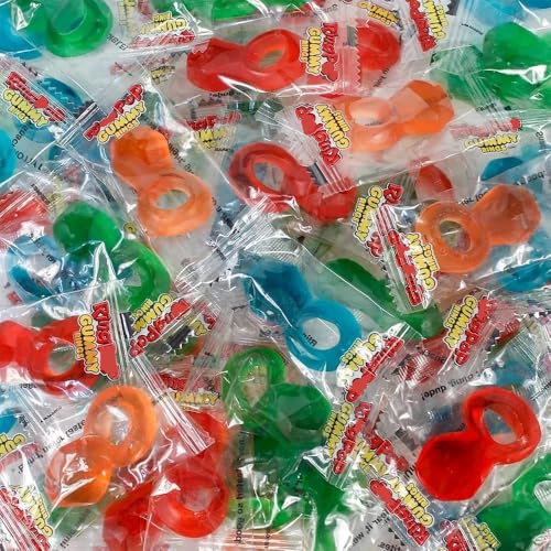 Ring Gummy Rings, Assorted Flavors, Wrapped, Bulk (Approx. 50 Pieces) CHERRY, STRAWBERRY, WATERMELON & BLUE RASPBERRY - Great Fun for Adults & Kids Alike! Perfect for Engagements, Weddings, and Bachelorette Parties! (1 Pound) miniatura 1