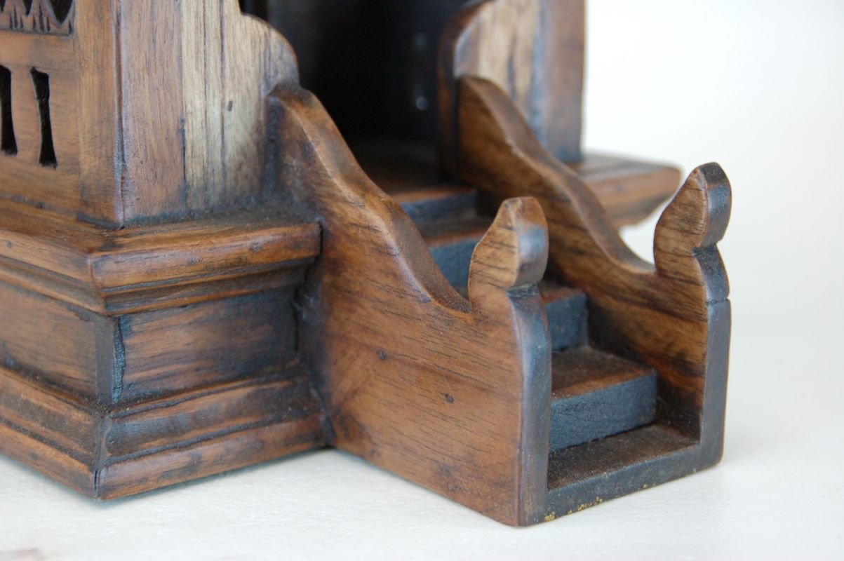 echtes thailändisches Geisterhaus original und neu Fang Holzhaus (H:47 x B:22 x T:38 cm)