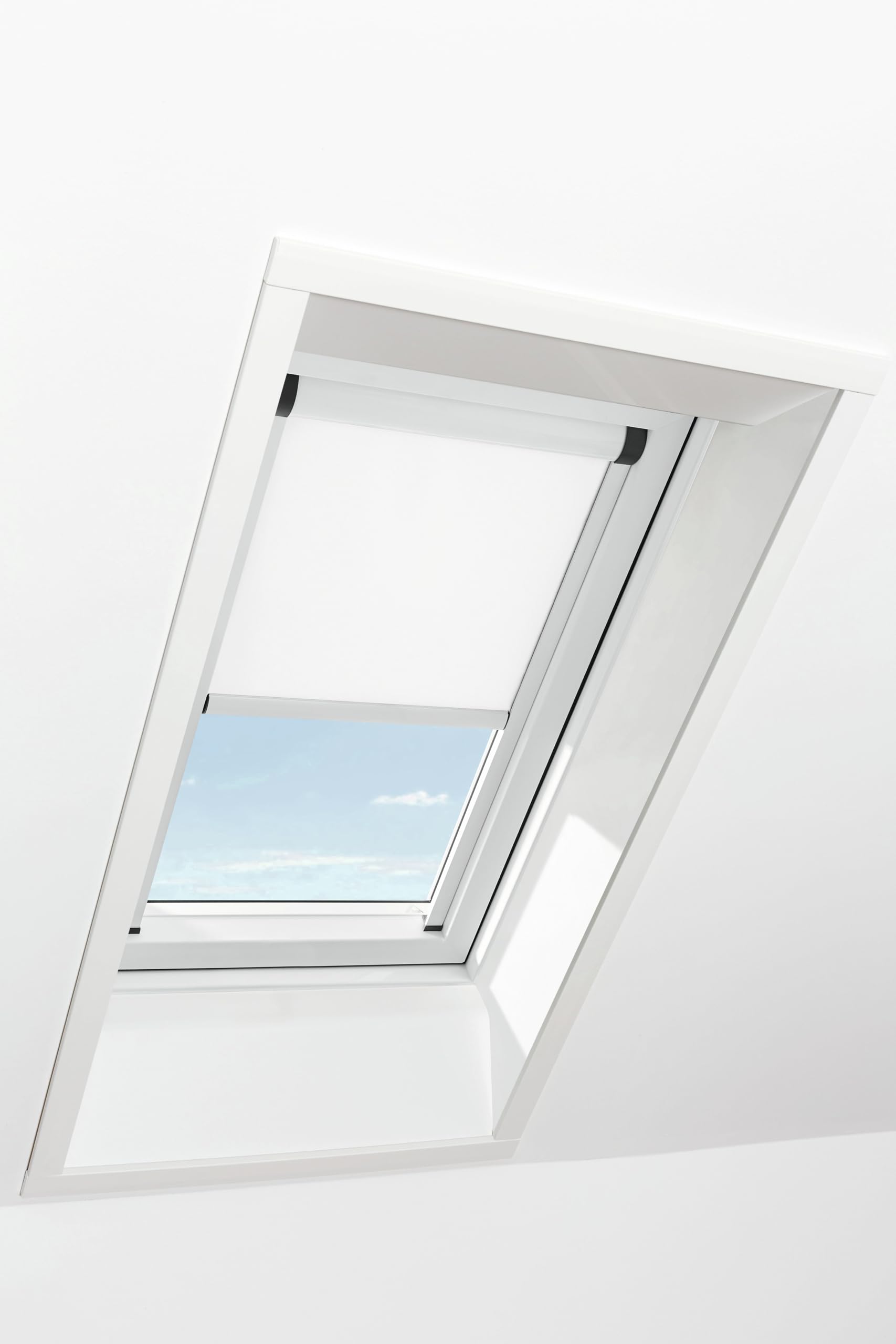 Roto Store Enrouleur occultant électrique ZRV - Occultant Presque Complet - Rail de Guidage Blanc - Série Designo R6/R8, i8 et Classique 64/84 - Taille 074/078 | 07/07 - Couleur du Tissu Blanc