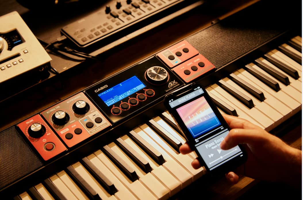 Casio Casiotone CT-S1000V Top Keyboard mit Anschlagdynamik, 900 Sounds & 243 Begleitrhythmen, Bluetooth Mid&Audio und Vocal Synthesis, schwarz rot