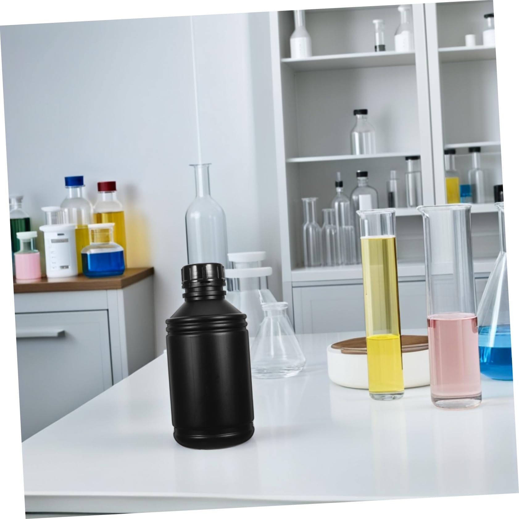 TOPBATHY 12 pièces Bouteilles de Stockage Chimique Hdpe Résistantes Aux Produits Chimiques Bouteilles de Réactifs de Laboratoire Noires avec Protection UV et Bouchons Étanches pour Photo