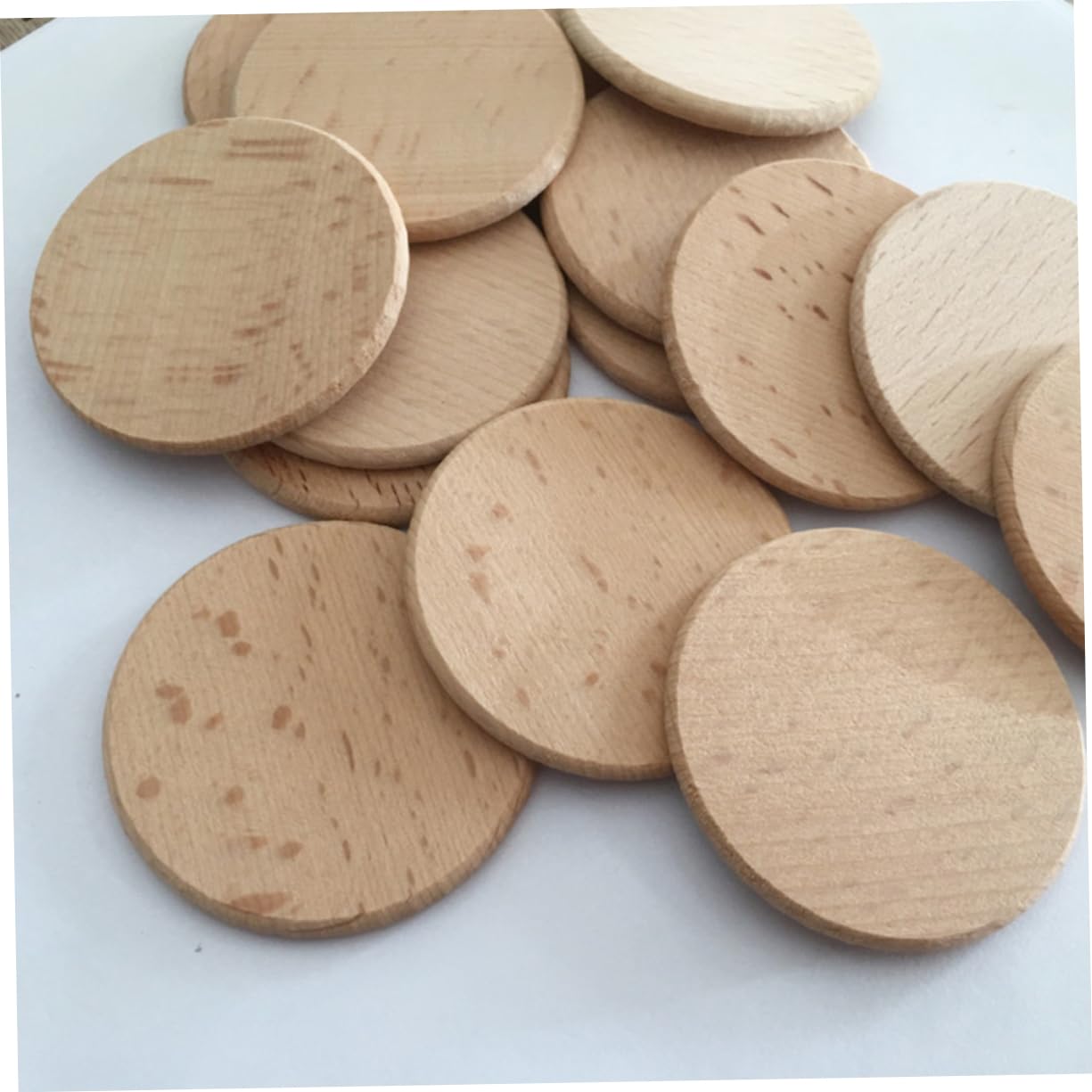 Hohopeti 120stücke Naturholzscheiben Ohne Loch Handgefertigte Runde Holzchips Unbemalte Holzscheiben Für Diy-bastelarbeiten Holzosamente Zum Bemalen