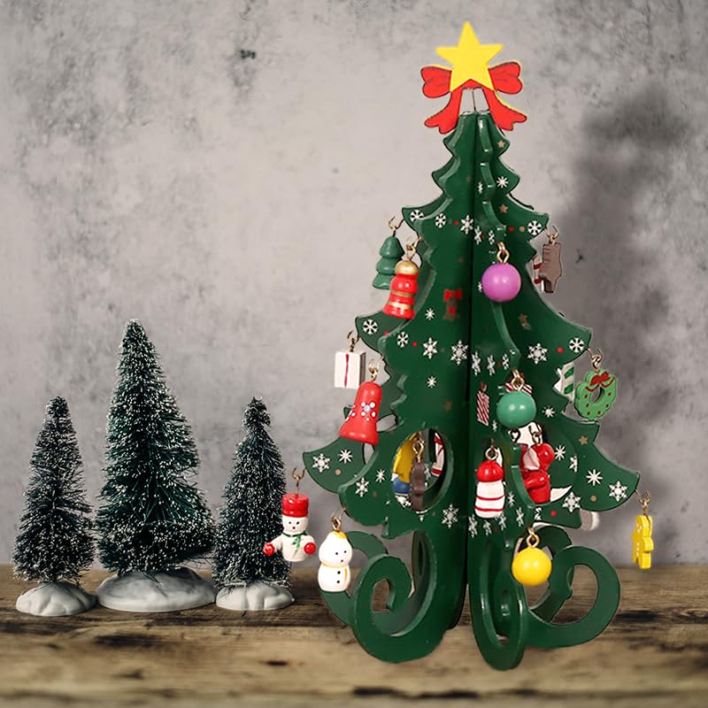 Adventskalender Mini Holz Künstliche Weihnachtsbäume mit 24 Anhänger Miniatur Tannenbaum Grün Mini Weihnachts Baum Klein Weihnachtsdeko für Tischdeko DIY Schaufenster Figuren (grün)