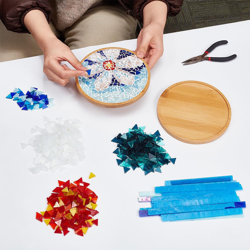 WEBEEDY Kit Fai da Te per Mosaico con Sottobicchieri in Bambù - per Adulti e Principianti, Piastrelle in Vetro Stile Blu con Base Rotonda per Sottobicchiere Fatto a Mano