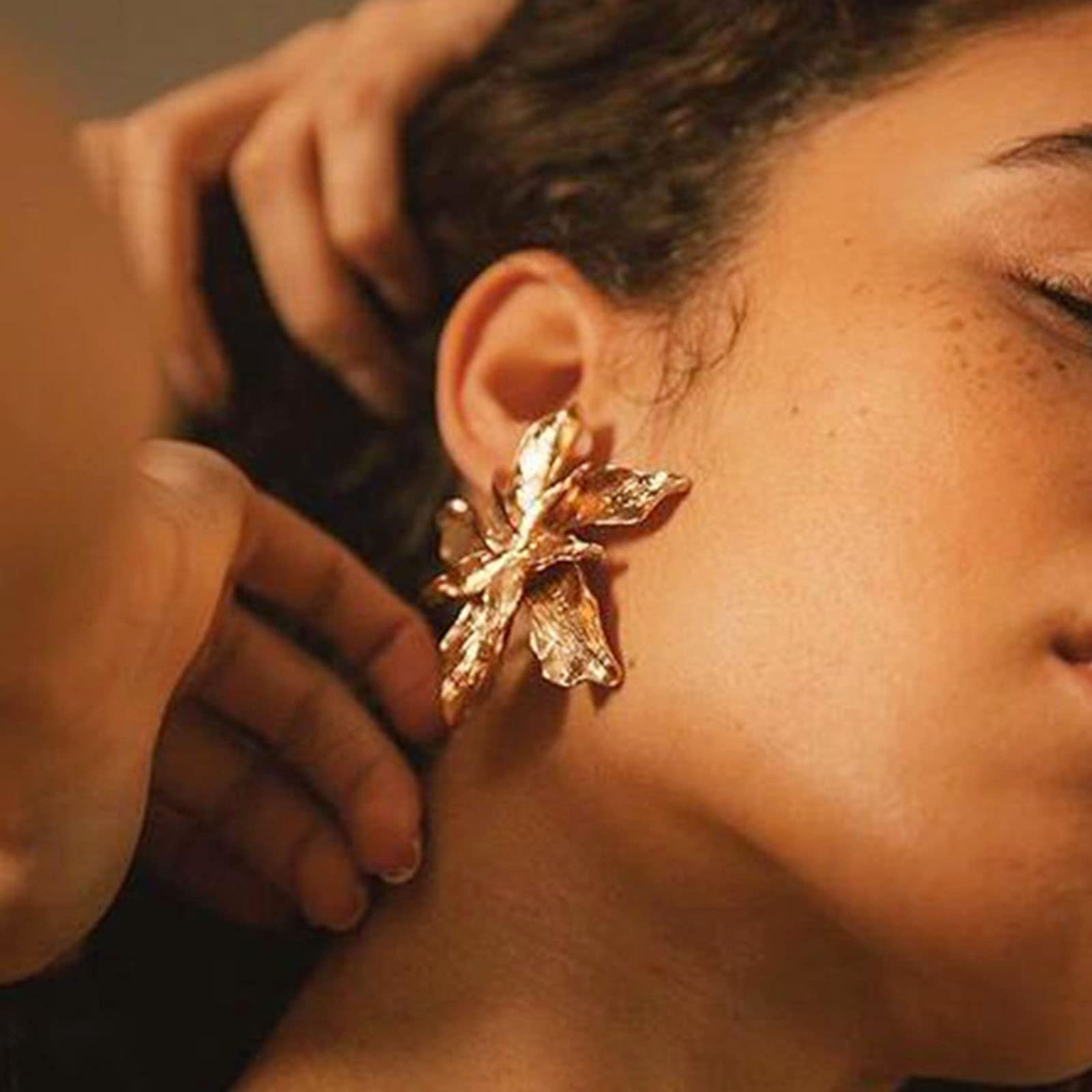Inateannal Orecchini Pendenti A Fiore D'oro Orecchini A Perno In Metallo Orecchini A Petalo In Metallo Orecchini Di Dichiarazione Esagerati Gioielli Per Donne E Ragazze