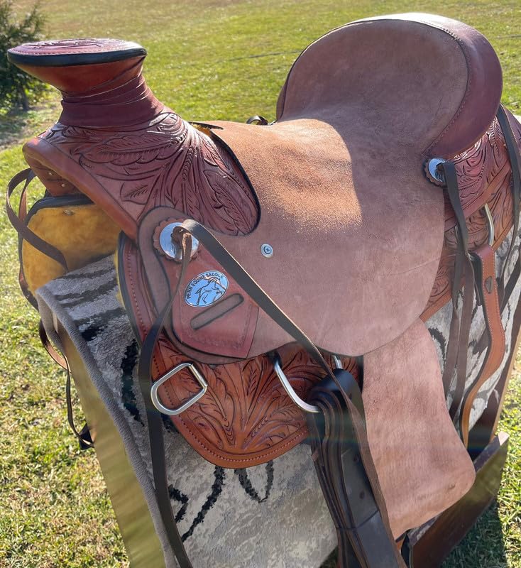 Sella per cavallo in pelle con puntine abbinate, sella per cavallo da corsa in stile western (marrone chiaro, 40,6 cm)