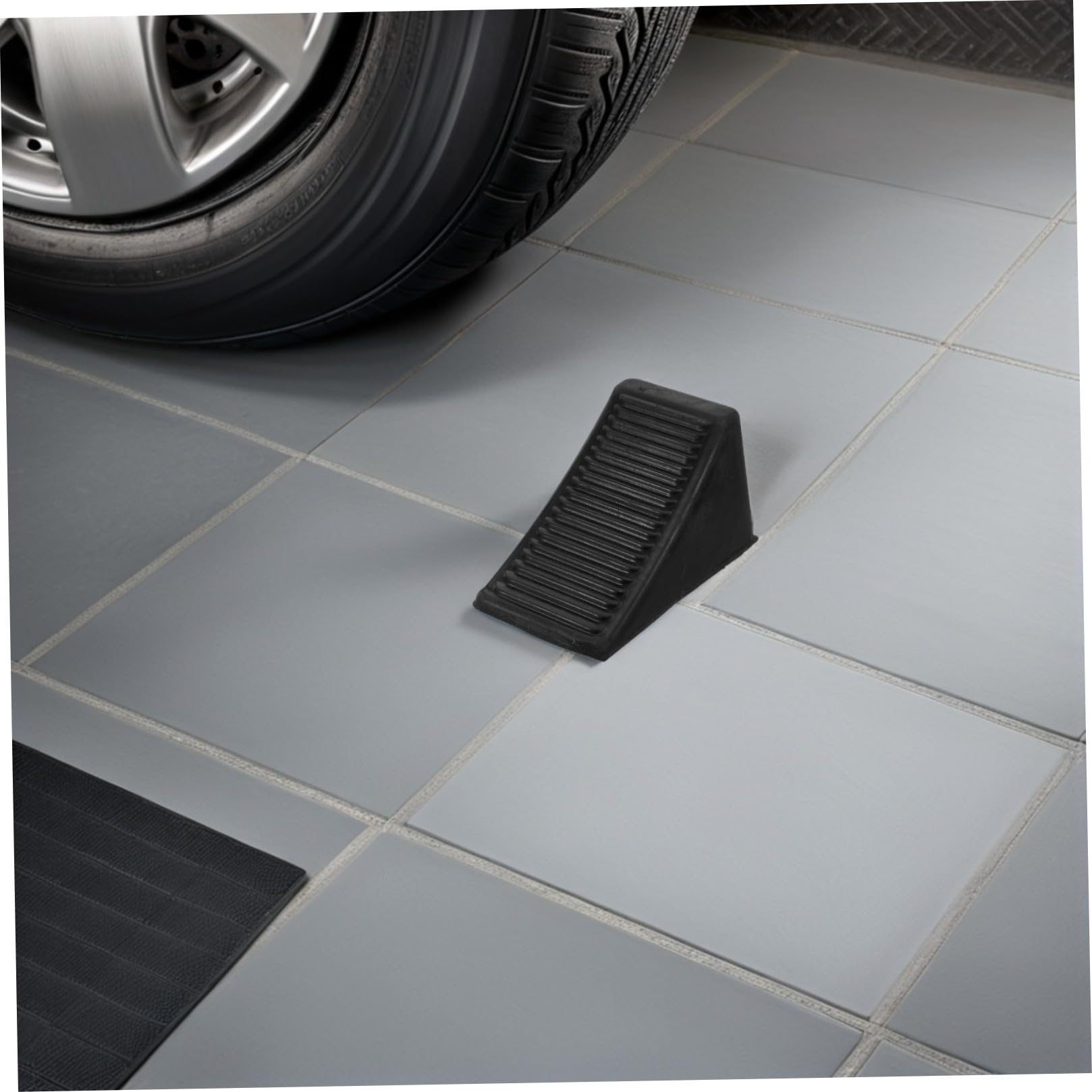 IMIKEYA 2stücke Gummi-parkstopper für Garage Reifenkeile mit Antirutschmatte zum Sicheren Halten von Autos Gummireifenkeile als Radstopper für Anhänger und Fahrzeuge