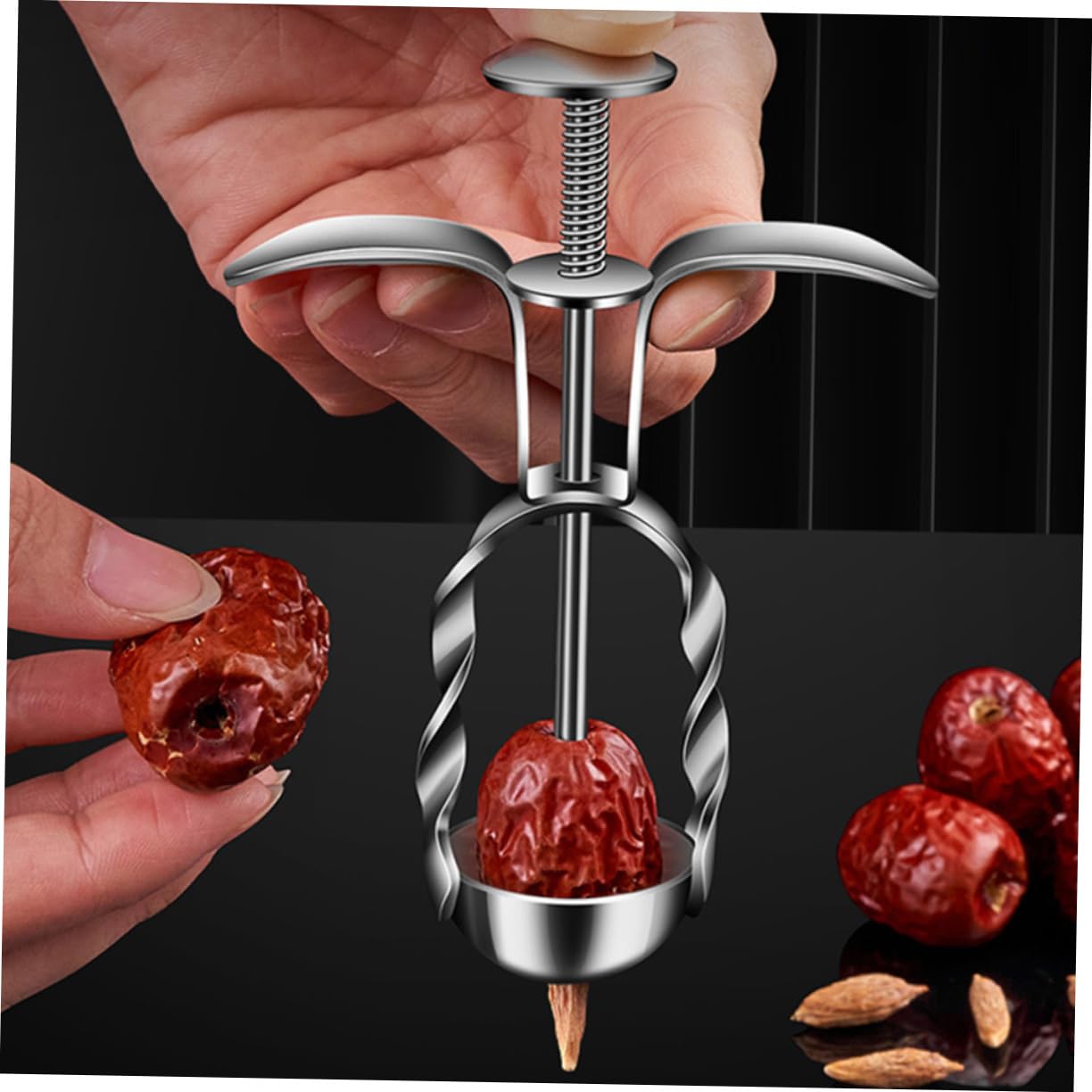 HOLIDYOYO Jujube Pitter Tool Ergonomic Cherry Core Tool for Easy Date Jujube Pitting Effortless Design