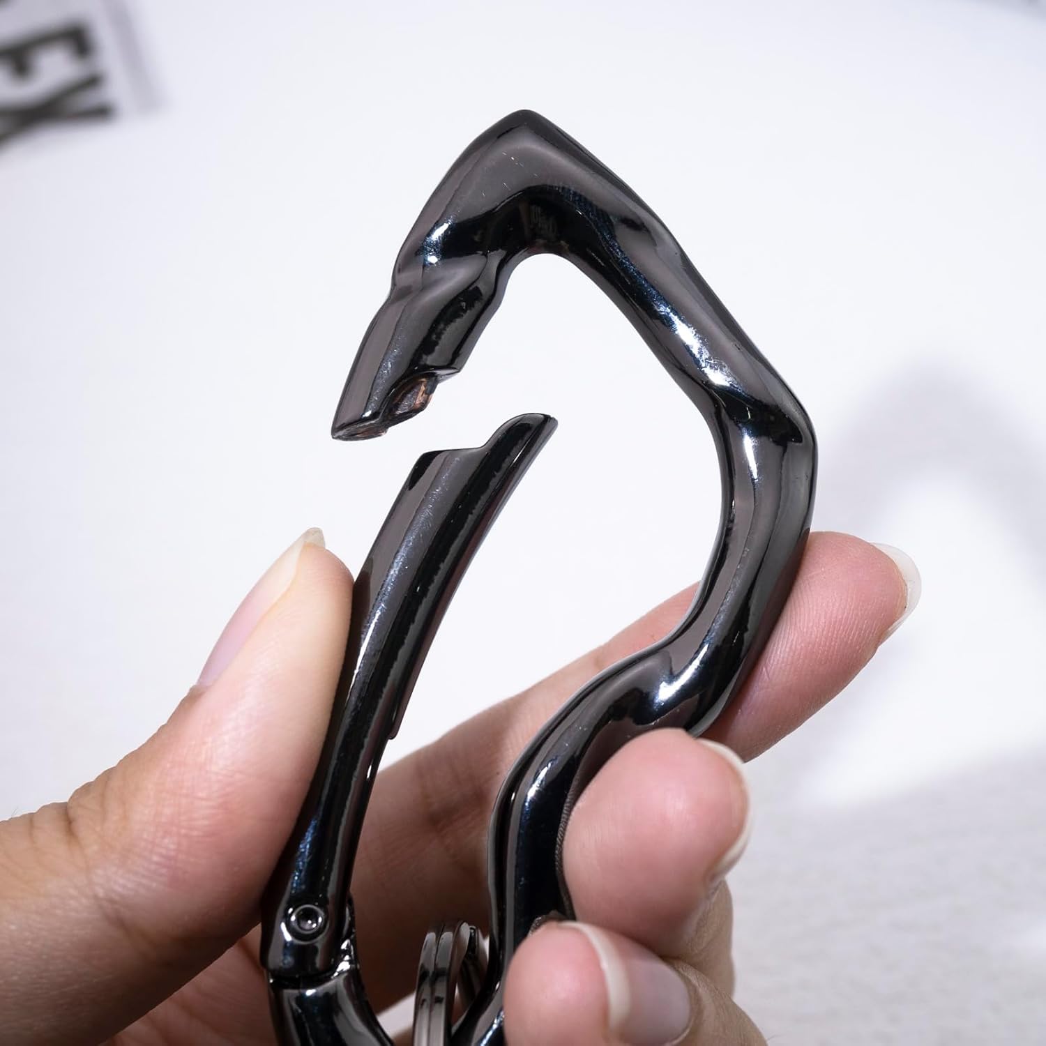 Cute Carabiner Keychain for Women Men Cool Durable Alloy Key Ring Clip for Backpacks Key Holder Y2K Accessories - Image 6