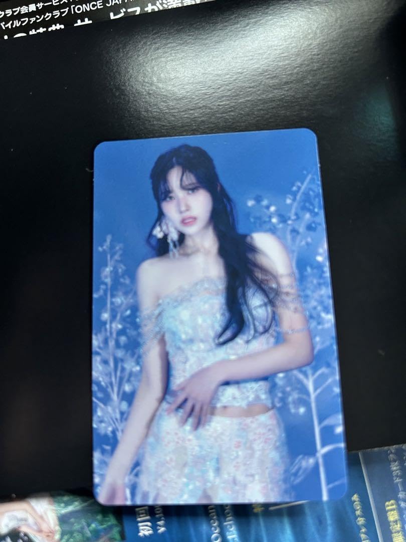 Amazon.co.jp: ミナ TWICE DIVE 初回限定盤AB トレカ : おもちゃ