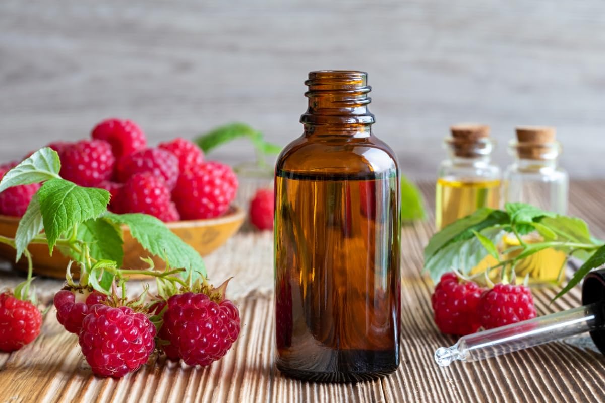 CHOSA Himbeersamenöl Kaltgepresst Unraffiniert 100% Reines 500 ml - Pflege Öl für Körper, Nagel und Haare - Himbeerkernöl als Sonnenschutz - Reich an Omega-3 und Antioxidantien, 0,5l Glasflasche