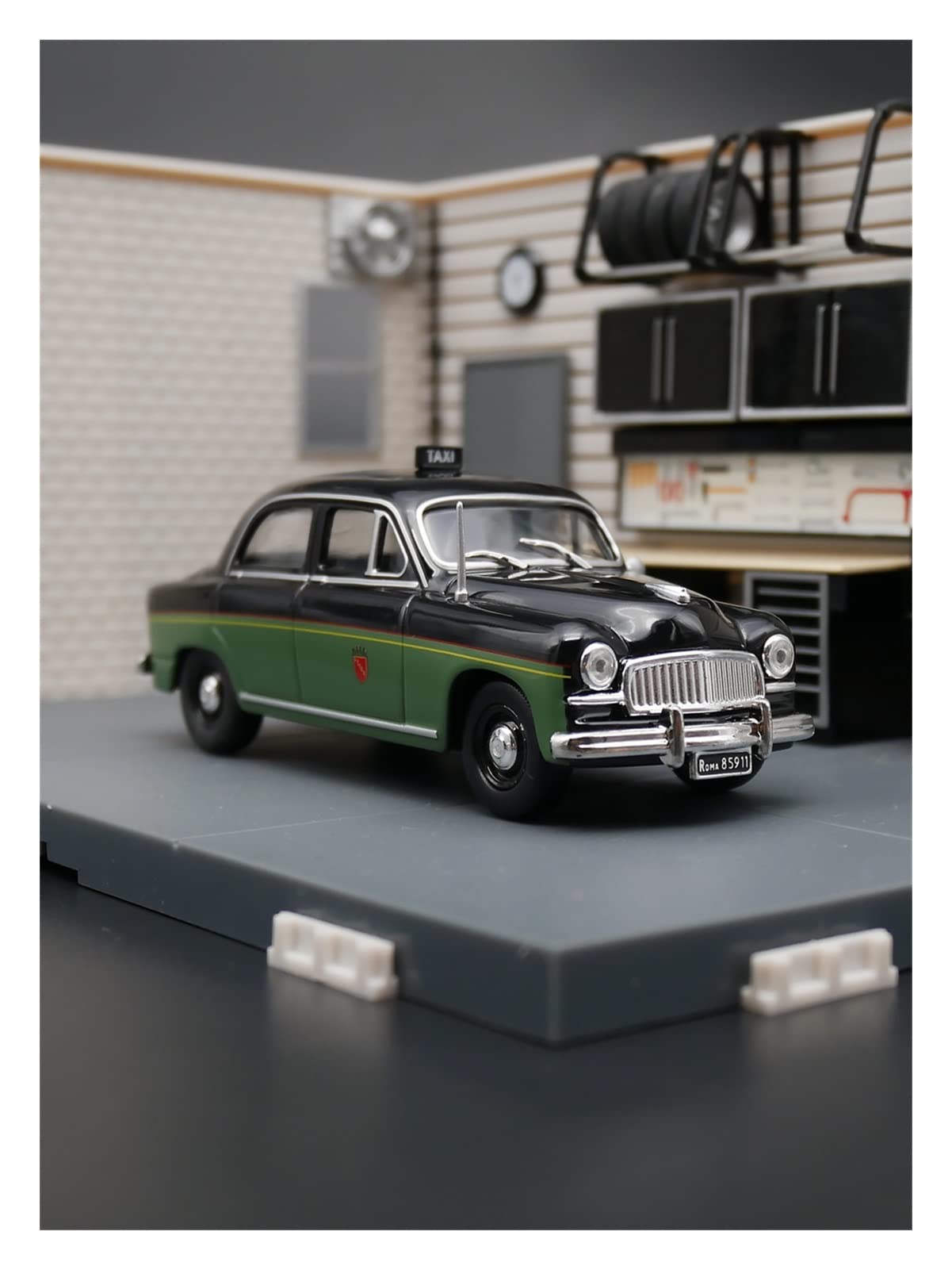 Amazon | ミニカー スケールモデルカー 1/43フィアット1400 1955ローマ
