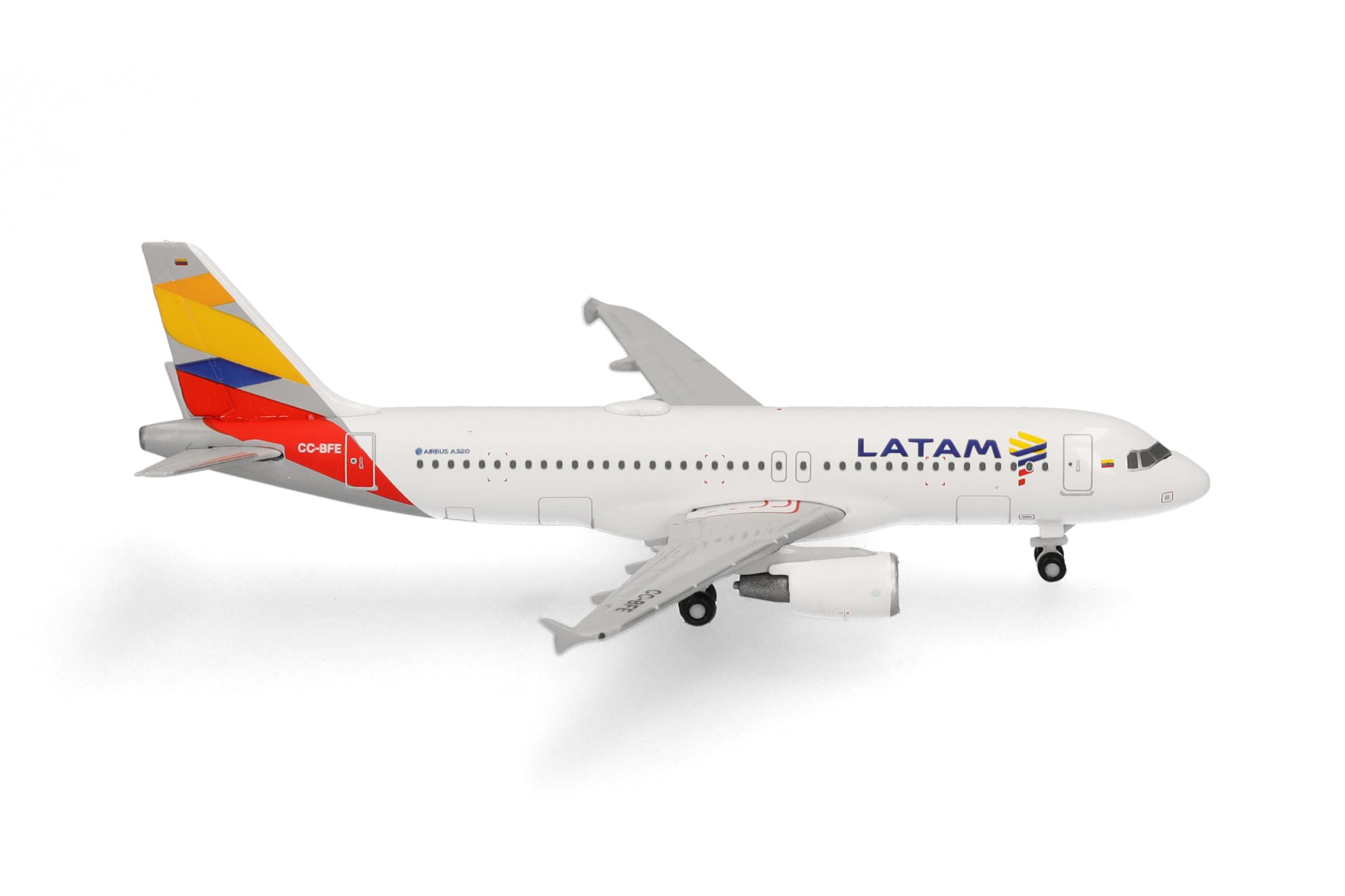 Herpa Wings Airbus A320 LATAM Airlines Chile CC-BFE (1:500) HA538855 1:500