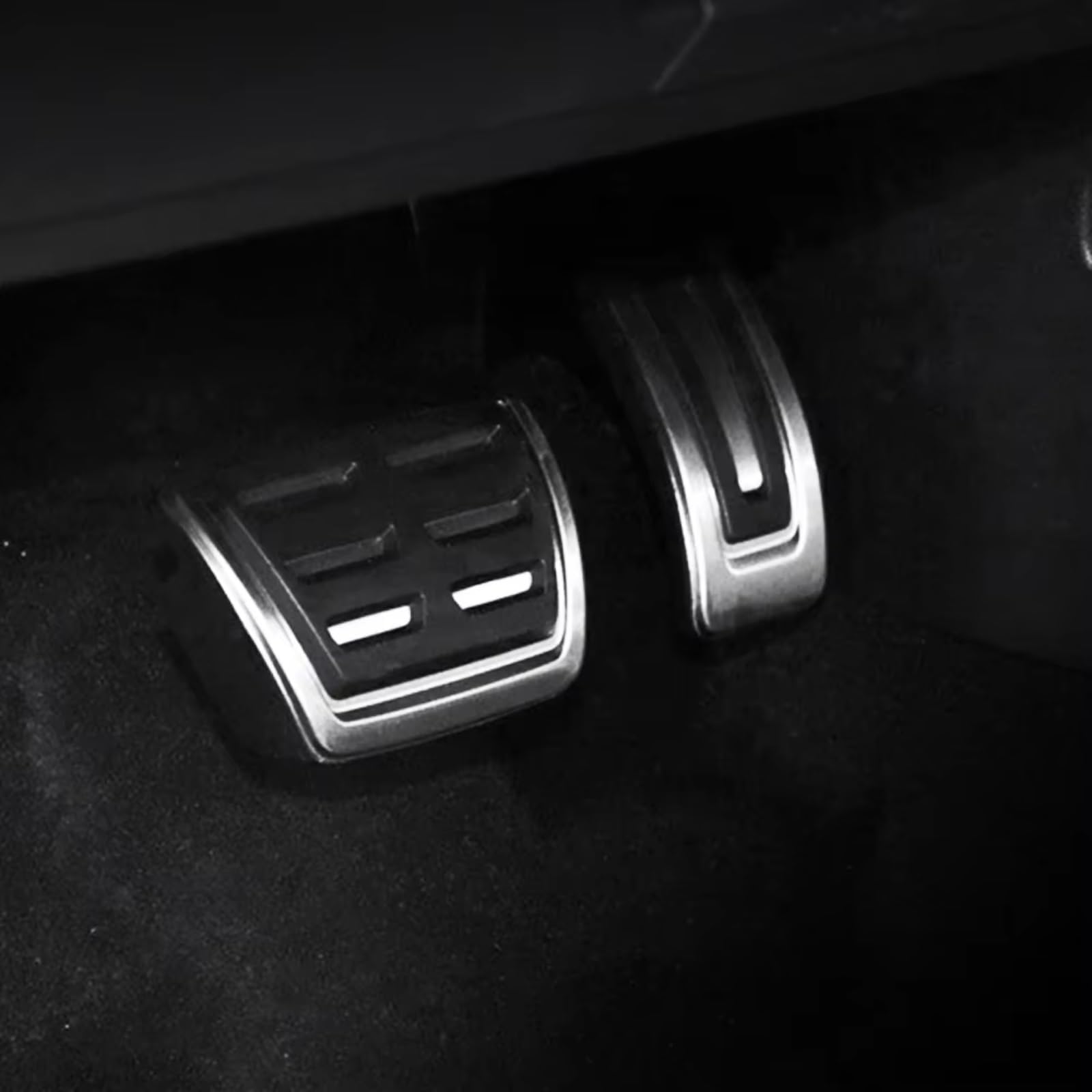 Pedalkappen Für VW für T-Roc 2017-2024 LHD Edelstahl Gas Bremse Fußpedal Schutz Abdeckung Auto Pedale Auto Pedal Abdeckung(AT with rest)
