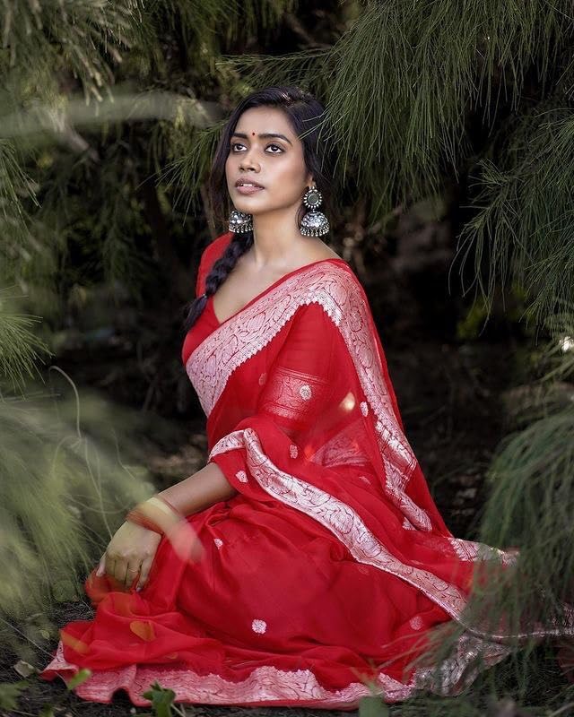 Image of Flosive Women's Cotton Saree With Blouse Piece