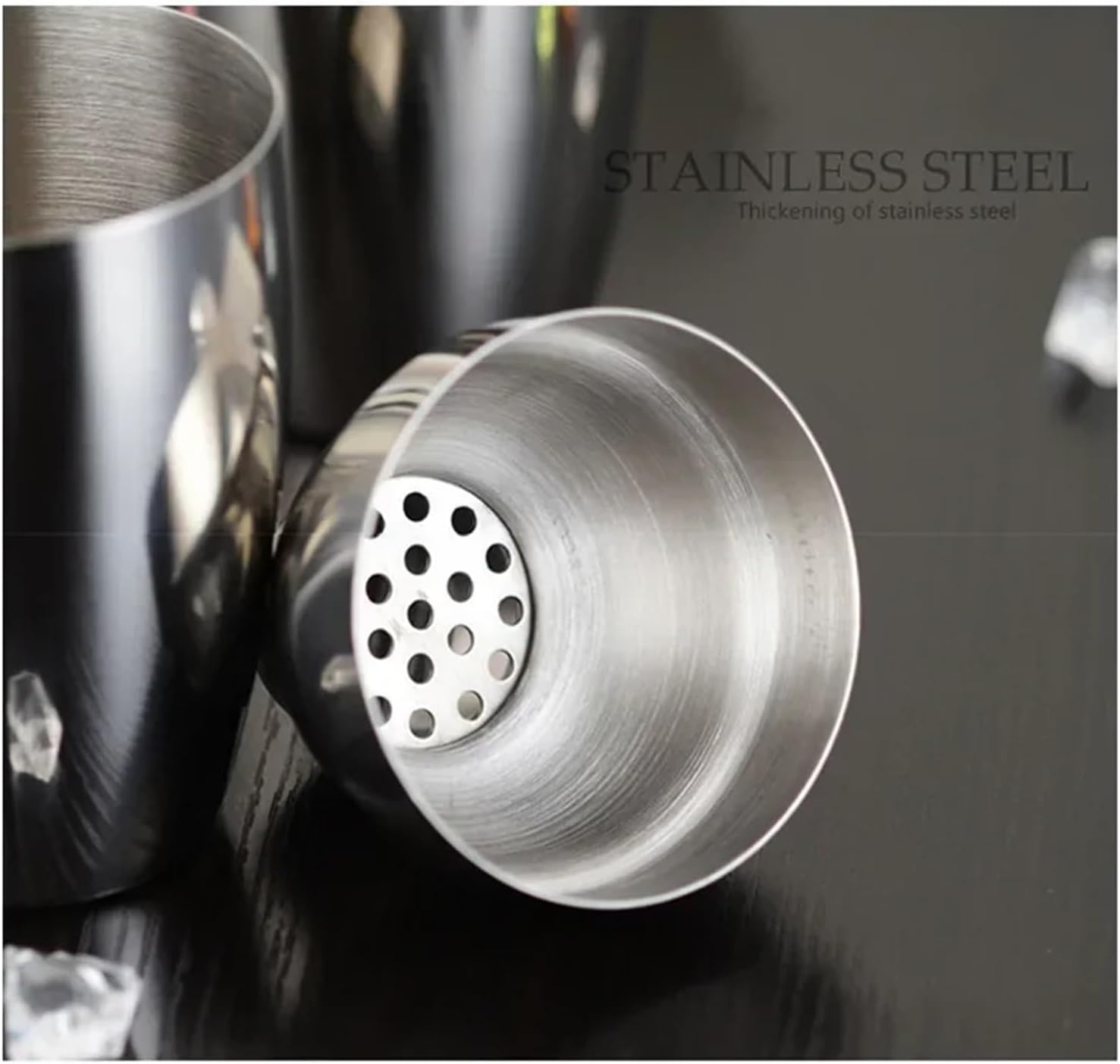 Stainless Steel Cocktail Shaker Mixer Wine Martini For Bartender Drink Party Bar Tools 550ML/750ML(550ML)