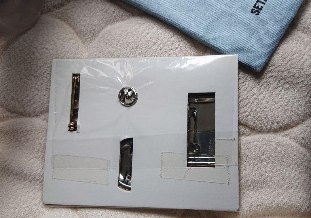Amazon.co.jp: 世田谷ベース オフィシャルバッヂセット袋付き 所