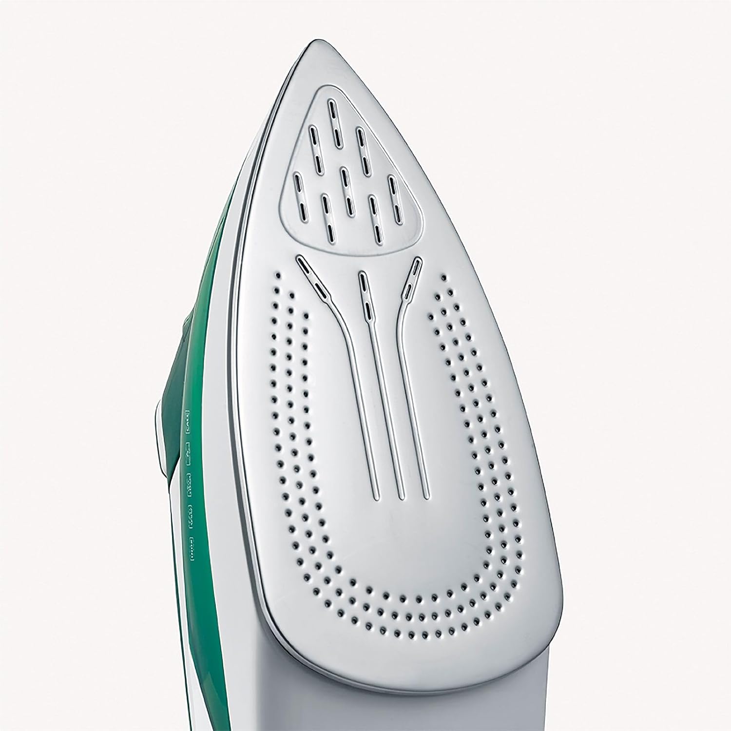Bahagian bawah view of the SEVERIN BA 3261 steam iron, showing the stainless steel soleplate with steam vents.