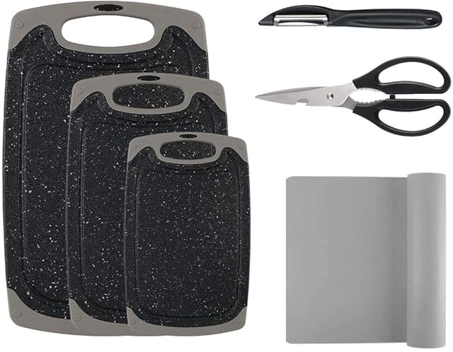 Vicloon Cutting Board Set with Juice Groove, Plastic Chopping Board Set Including Non-Slip Mat, Peeler, Kitchen Scissors (Black)