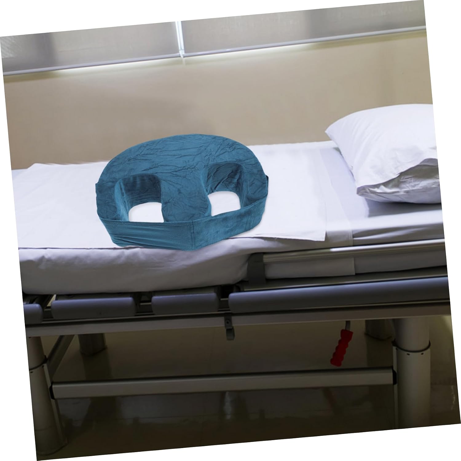 Ipetboom Ergonomic Side Turning Cushion for Bedridden Patients Multifunctional Nursing Support Wedge with Non-Slip Bottom Comfortable Positioning Pillow for Elderly Care Easy to Clean Design