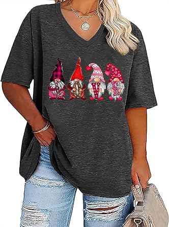 QIANRUO Plus Size Valentines Day Shirt Women Retro Lover Heart Graphic Tees Casual Short Sleeve V-Neck Tops Blouse
