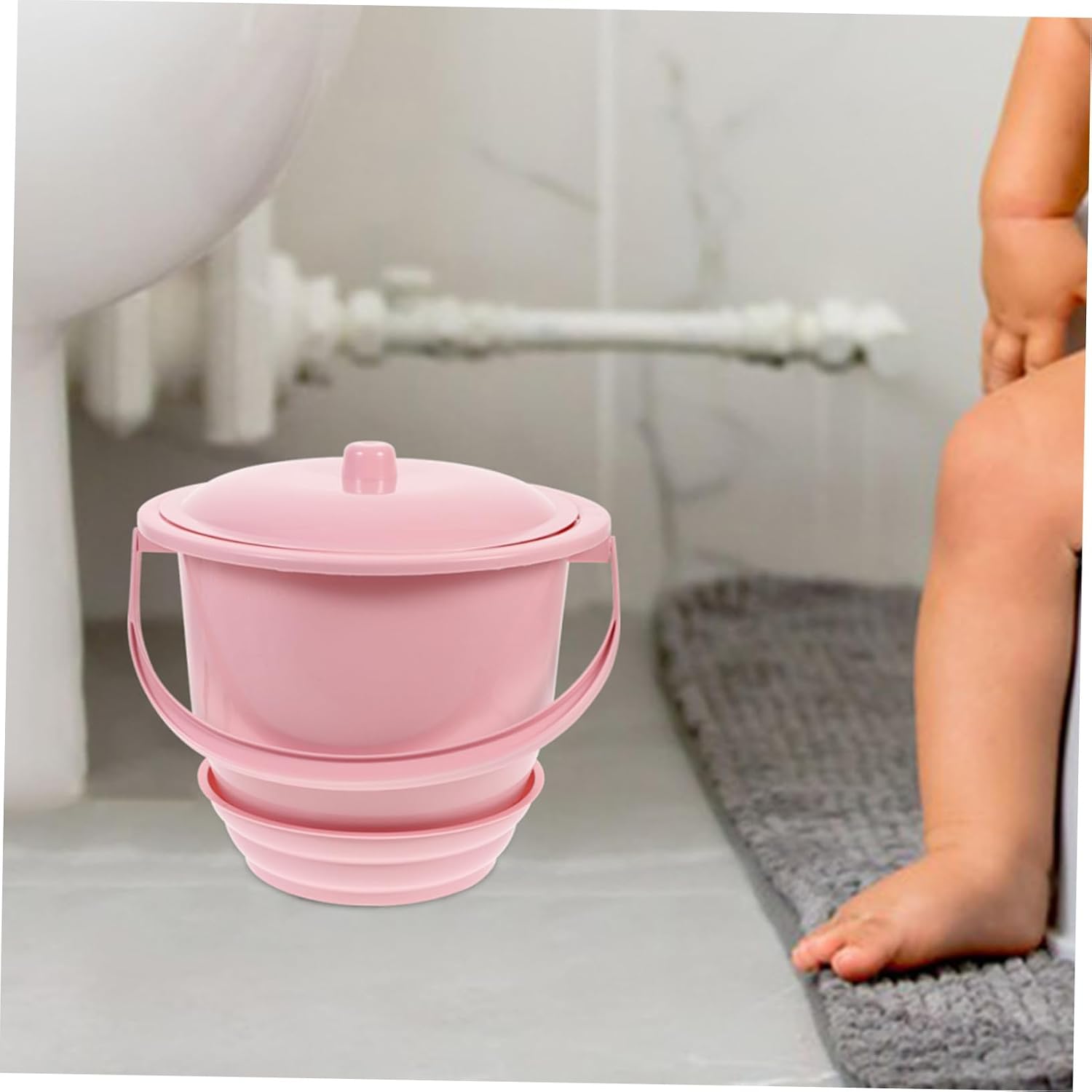 Thickened Household Spittoon with Lid and Handle, Portable Urinal Bucket for Night Use, Plastic Bedpan Pot for Adults, Bathroom Commode Aid for Home and Travel