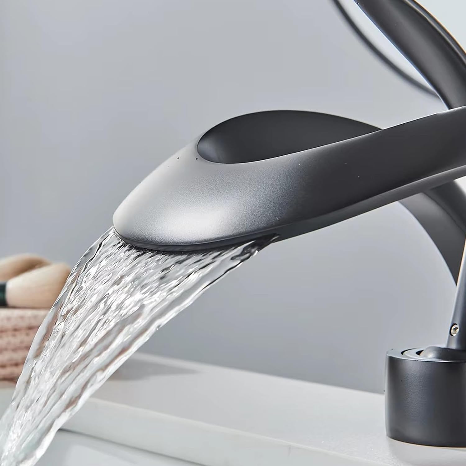 Waterfall Bathroom Modern Single Hole 1-Handle, Solid Brass Bathroom Sink, Deck Mount Curved Lavatory Mixer Tap Basin for Bathroom Sink