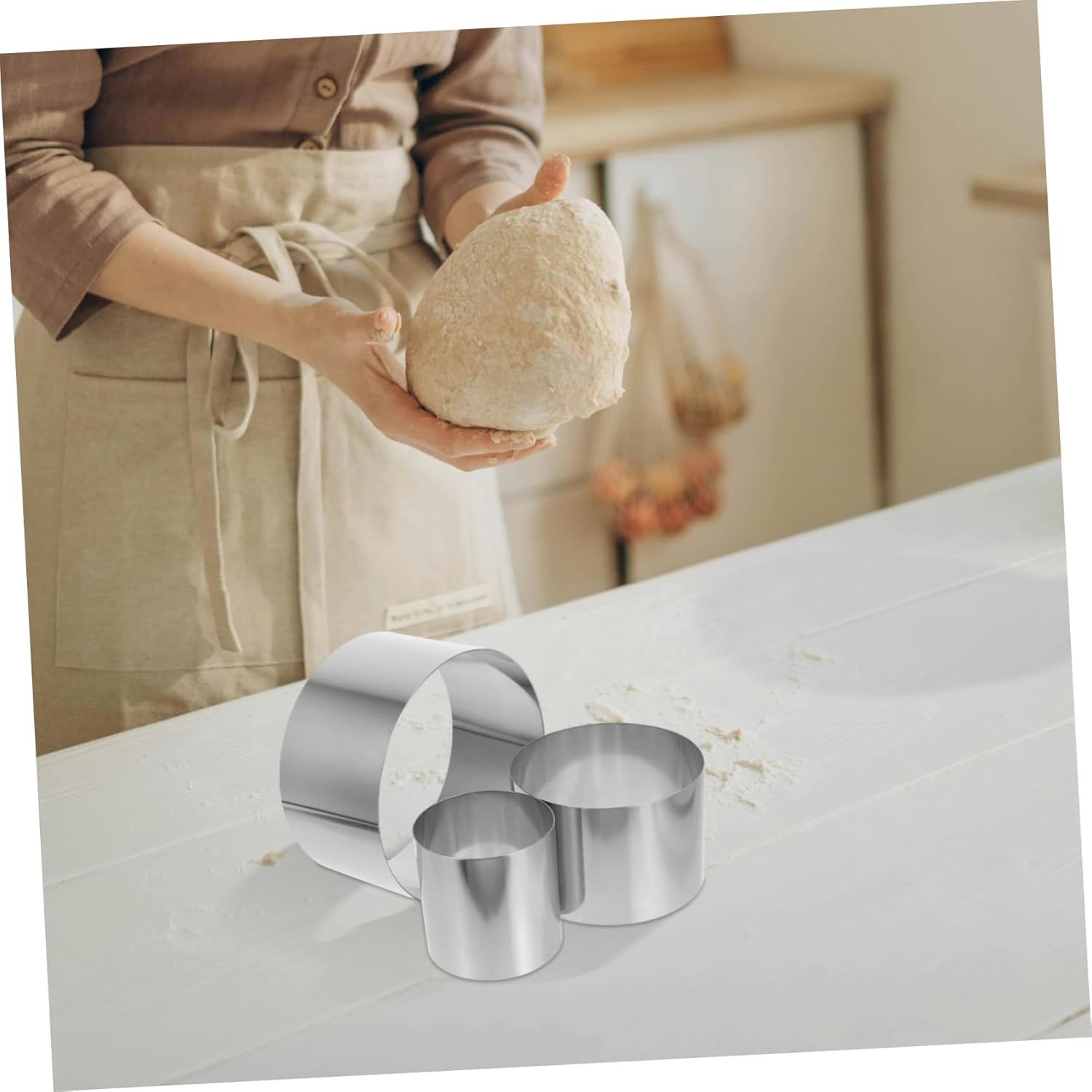 3pcs Round Stainless Steel Cake Mold High Mousse Molding and Cake Decorating Bakeware Tool for Professional and Home Bakers