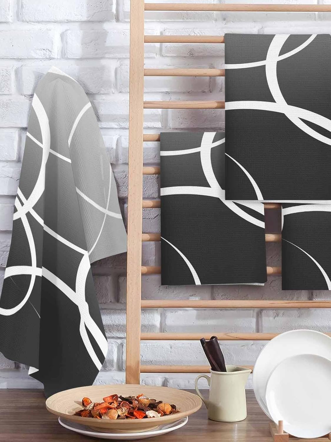 Geometric Gradient Grey Waffle Kitchen Hand Towels Set of 4,Super Absorbent & Quick Dry Hair Dish Bath Tea Golf Microfiber Soft Towel Cleaning Washcloth,Modern Minimalist Abstract Circle 15.7"x23.6"