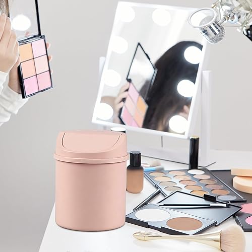 Miniatura 5 de Mini basurero de escritorio de plástico de 2 L, cubo de basura pequeño con tapa abatible, rosa