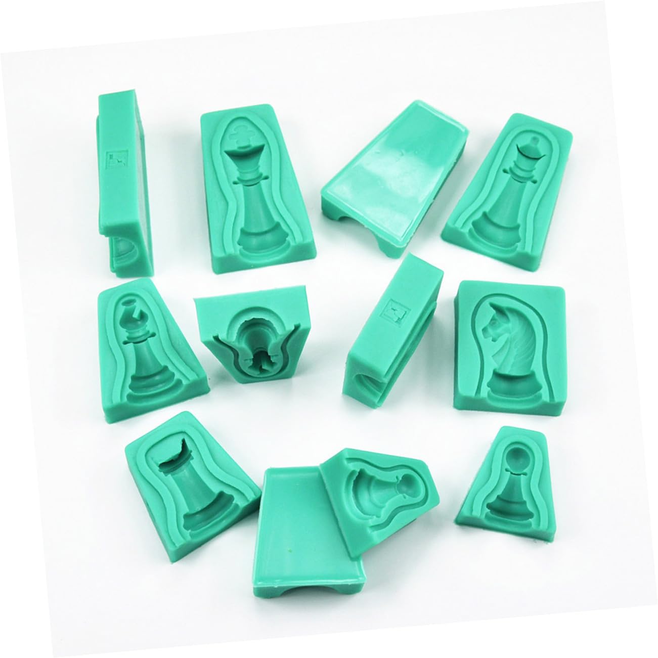 Molde de Silicona Verde 12 Piezas para Pastel de Ajedrez | Acabado Antiadherente, Flexible y Fácil de Limpiar, Diseño Creativo para Repostería DIY