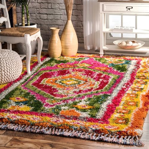 nuLOOM Shania 5x8 Medallion Rug